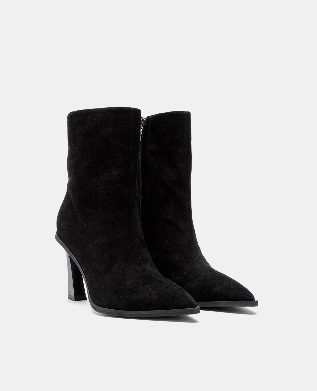 BOTTE DE CHEVILLE À TALON FIN