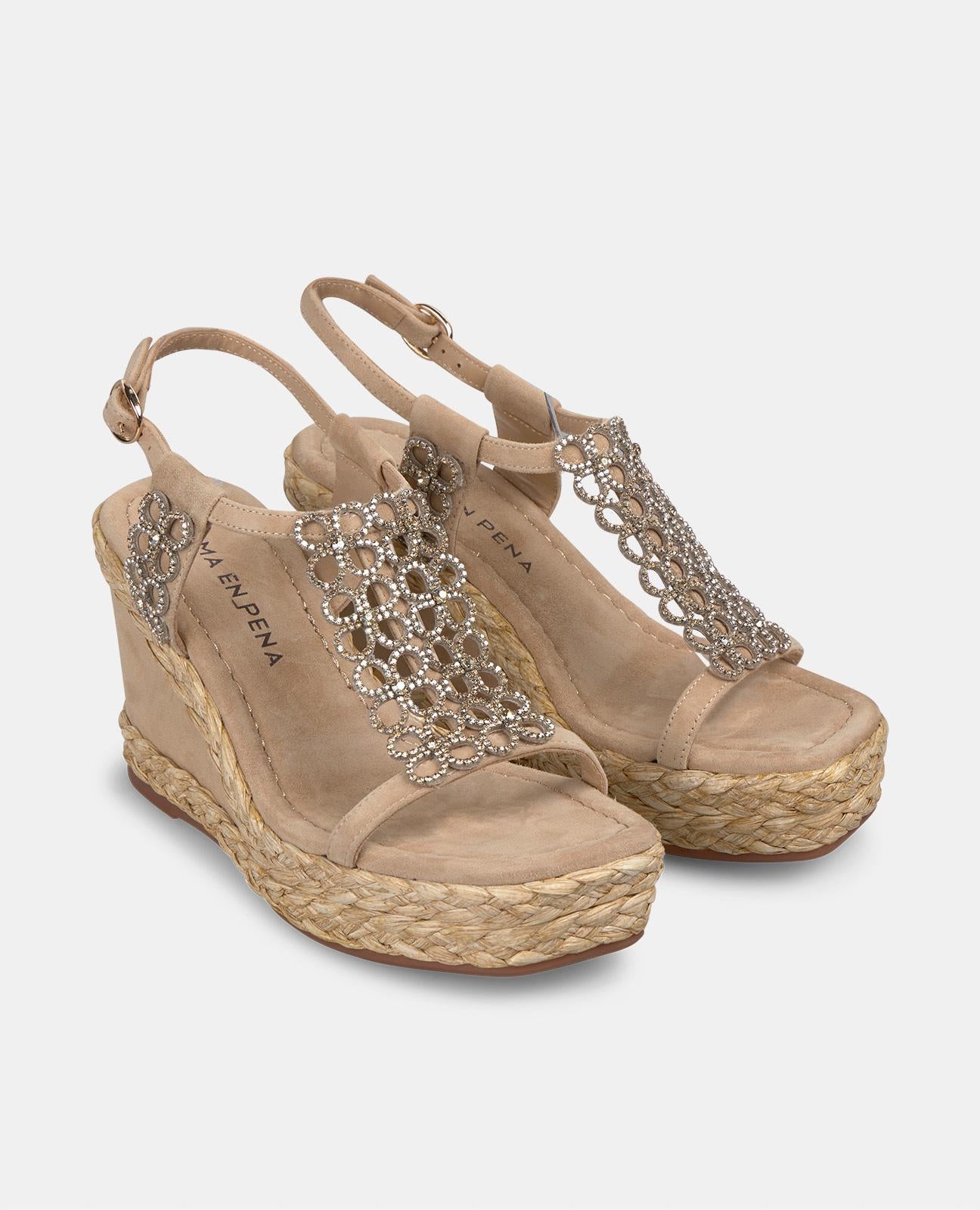 CUÑA FLORES DE PEDRERÍA