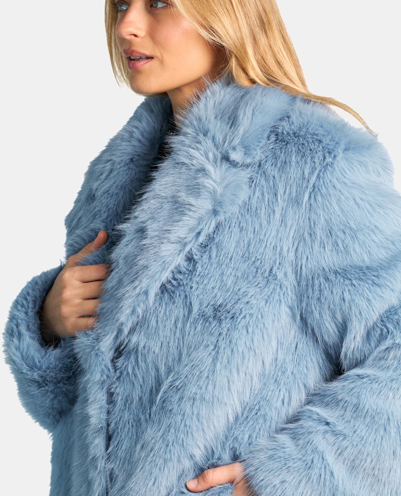 ABRIGO LARGO EFECTO PELO