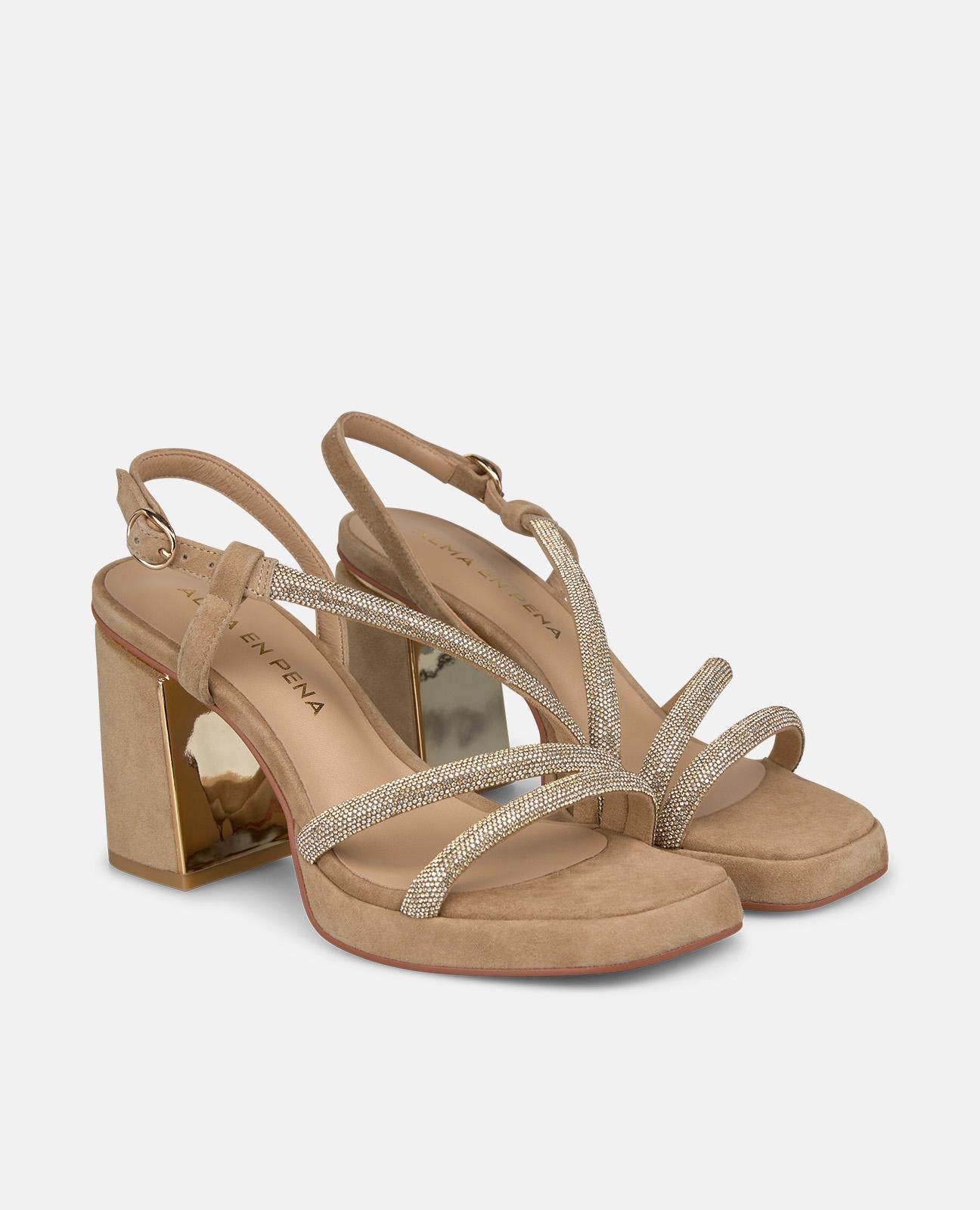 SANDALIA TIRAS METALIZADAS