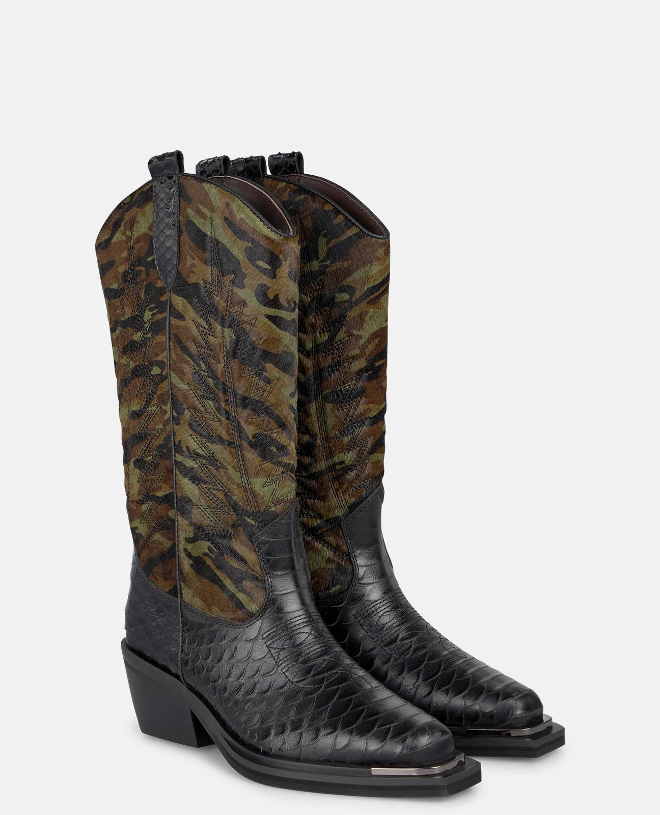 PRINTED HALF-BOOT