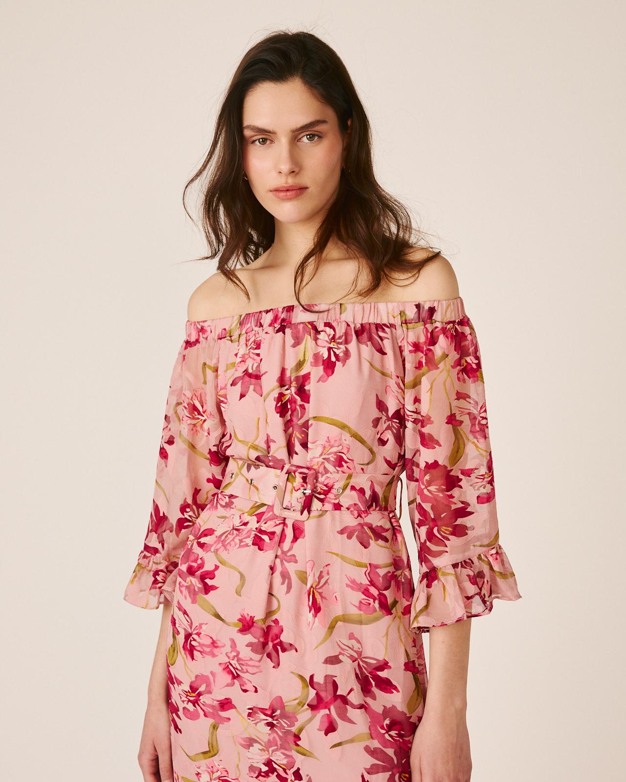 VESTIDO MÉDIO COM MANGAS FOLHADAS