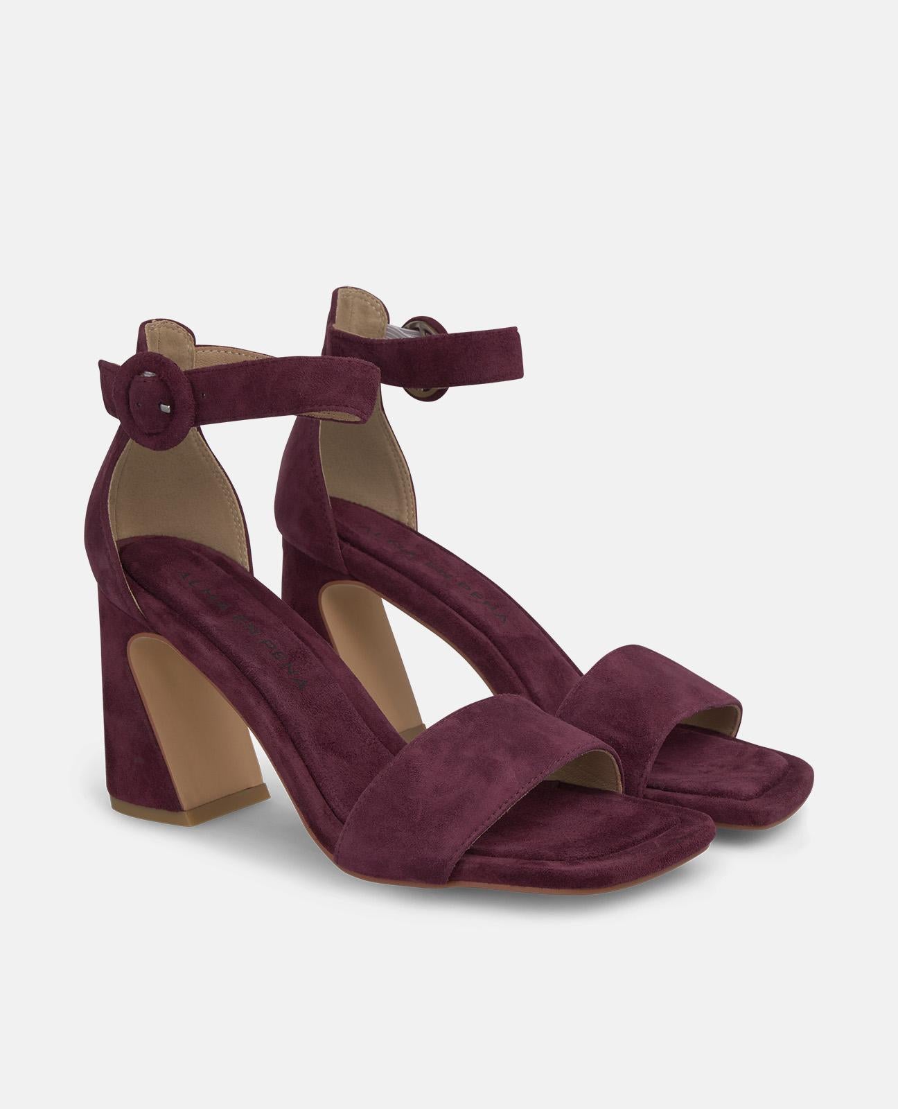 HEEL BRACELET SANDAL