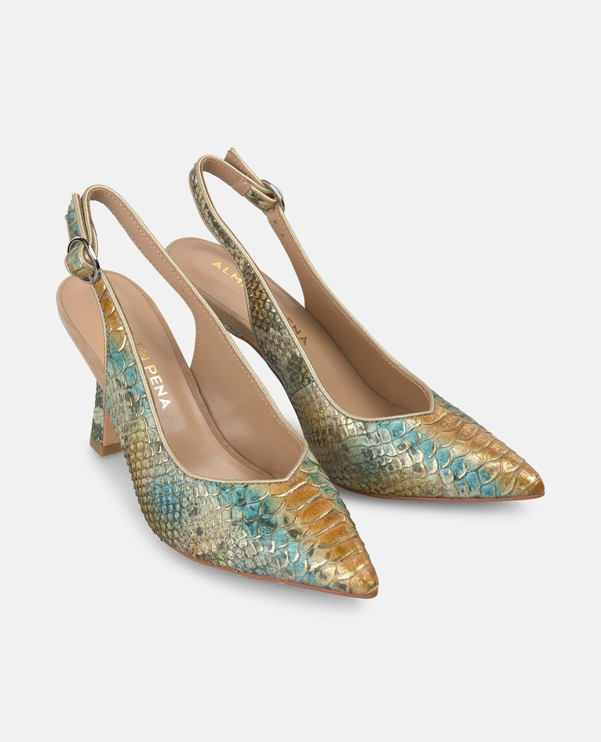 ZAPATO TACÓN AGUJA DESTALONADO