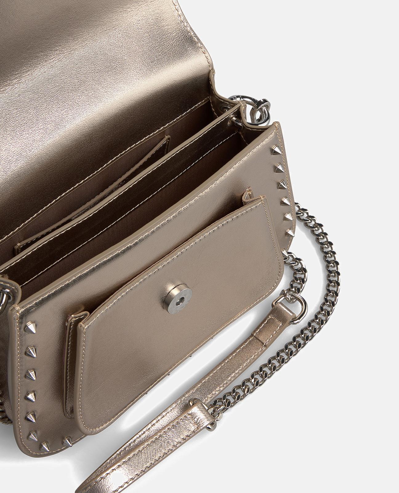 SACO DE MÃO COM MISSANGAS