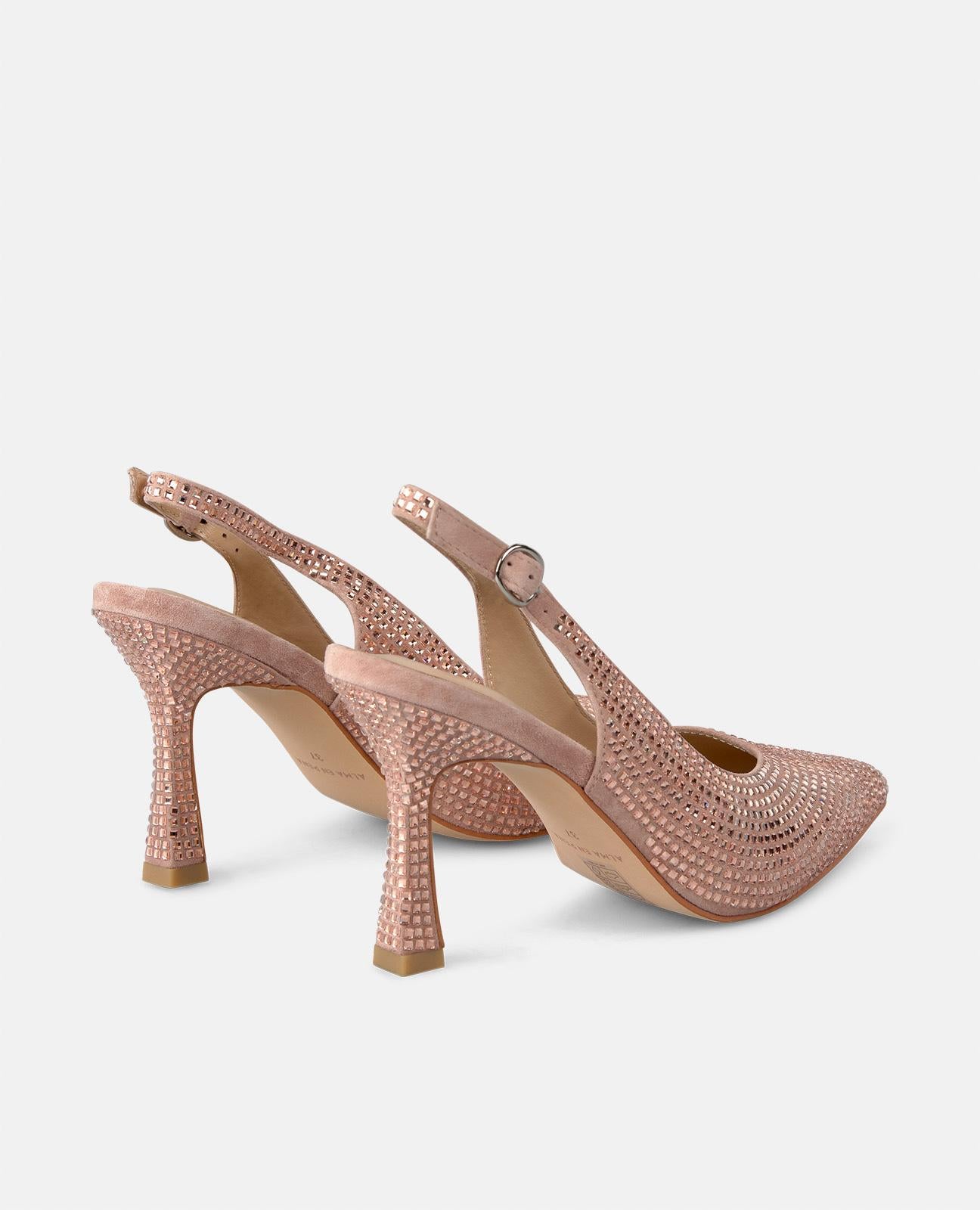 SCHUH MIT STRASS-STEINEN BESETZT