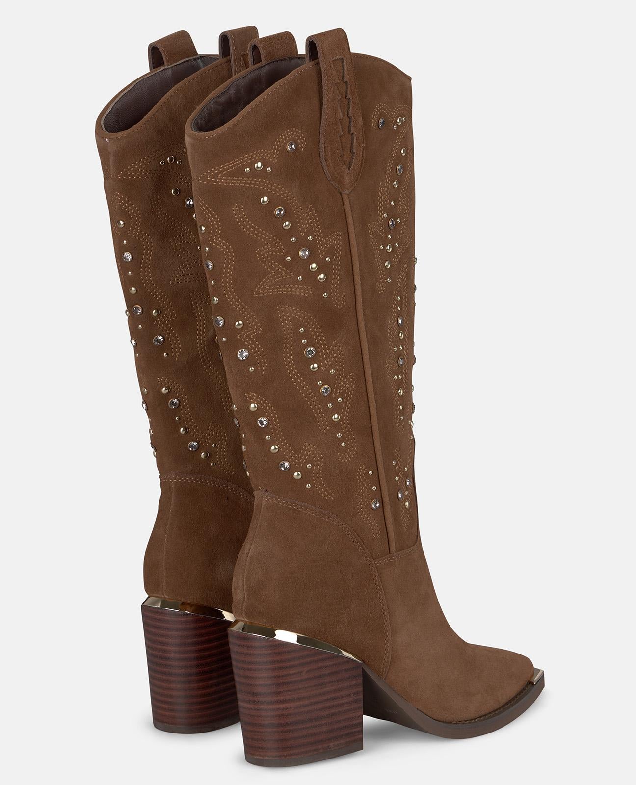 BOTTE À TALON CLOUTÉE AVEC STRASS