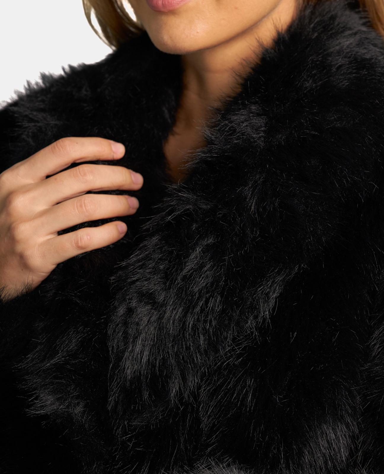 CAPPOTTO LUNGO EFFETTO PELLICCIA