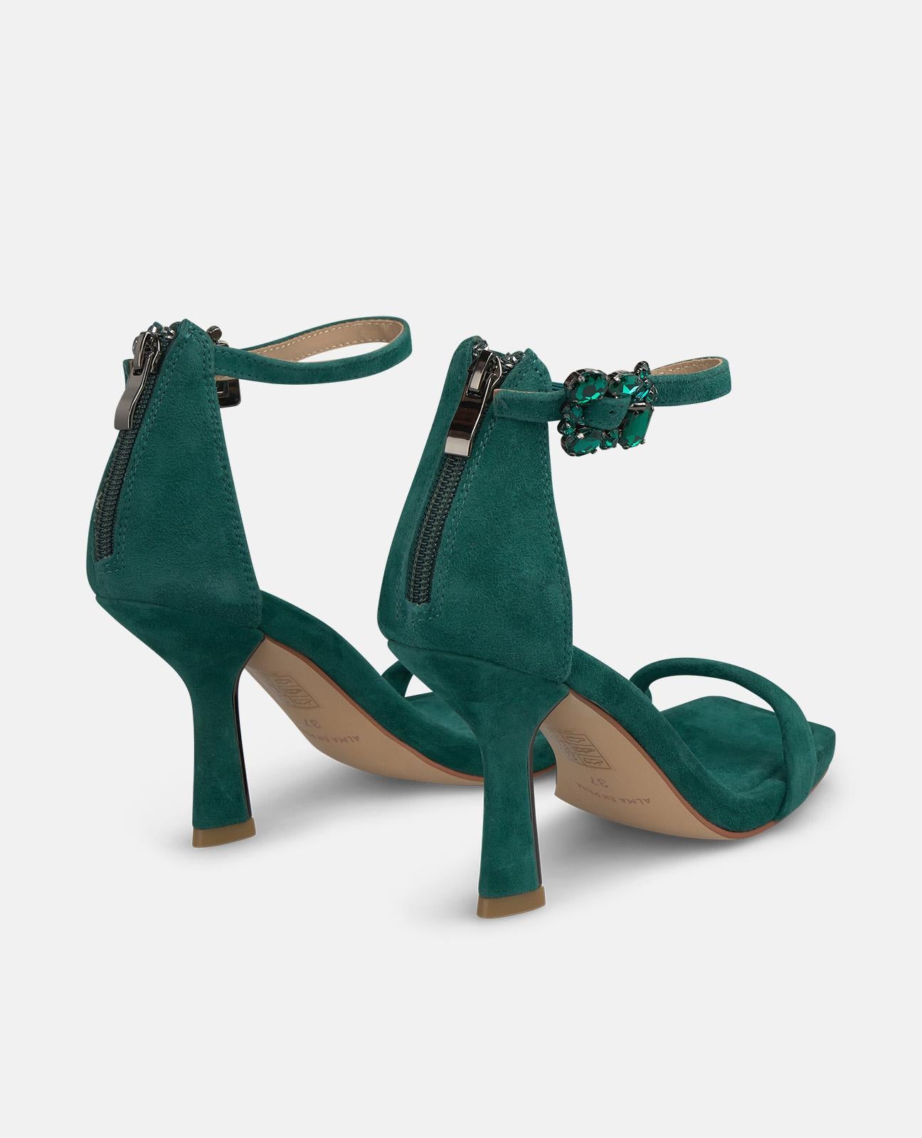 SANDALIA TACÓN HEBILLA