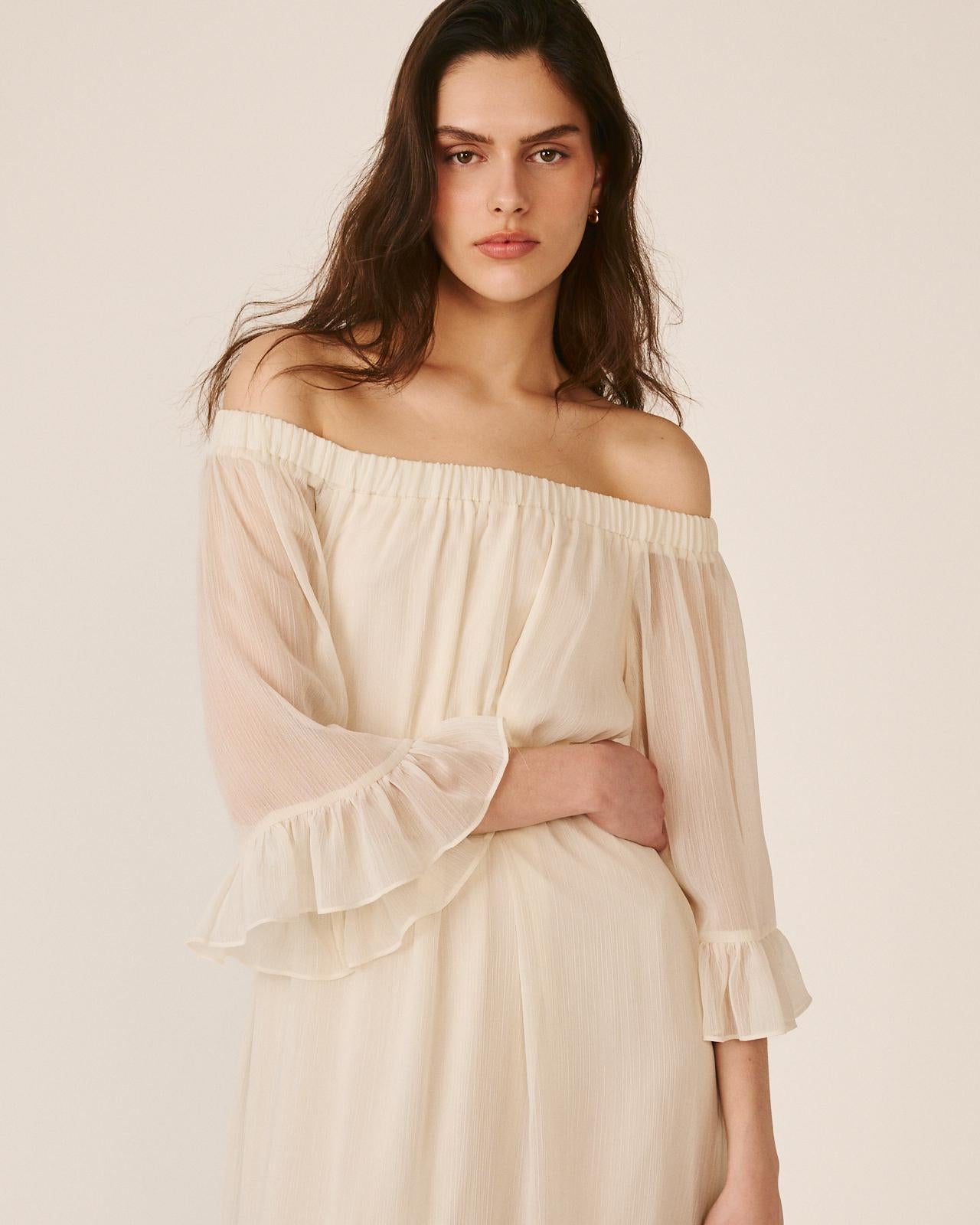 VESTIDO MÉDIO COM MANGAS FOLHADAS