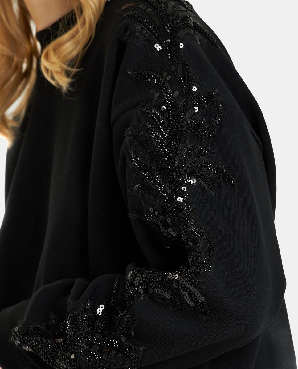 SWEATSHIRT WITH SEQUIN DETAIL