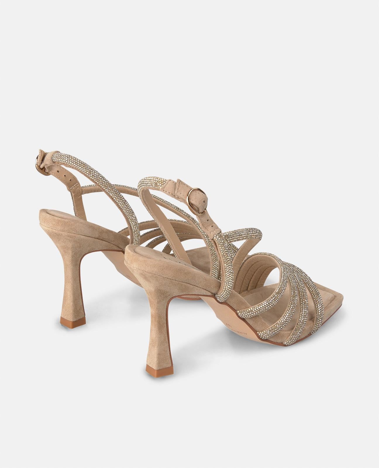 SANDÁLIA DE TIRAS CRUZADAS COM STRASS