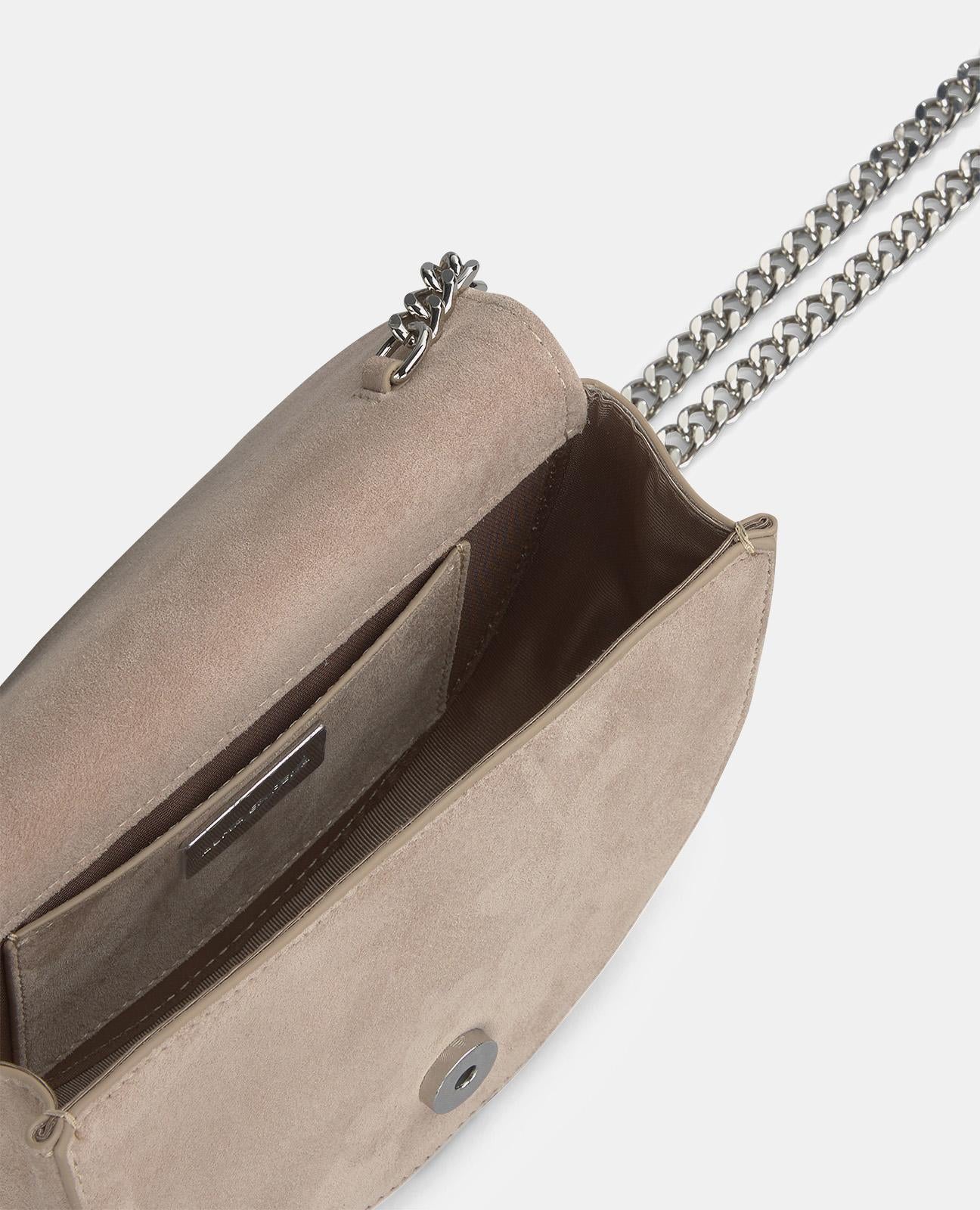 BOLSA DE MÃO DE SERPENTE