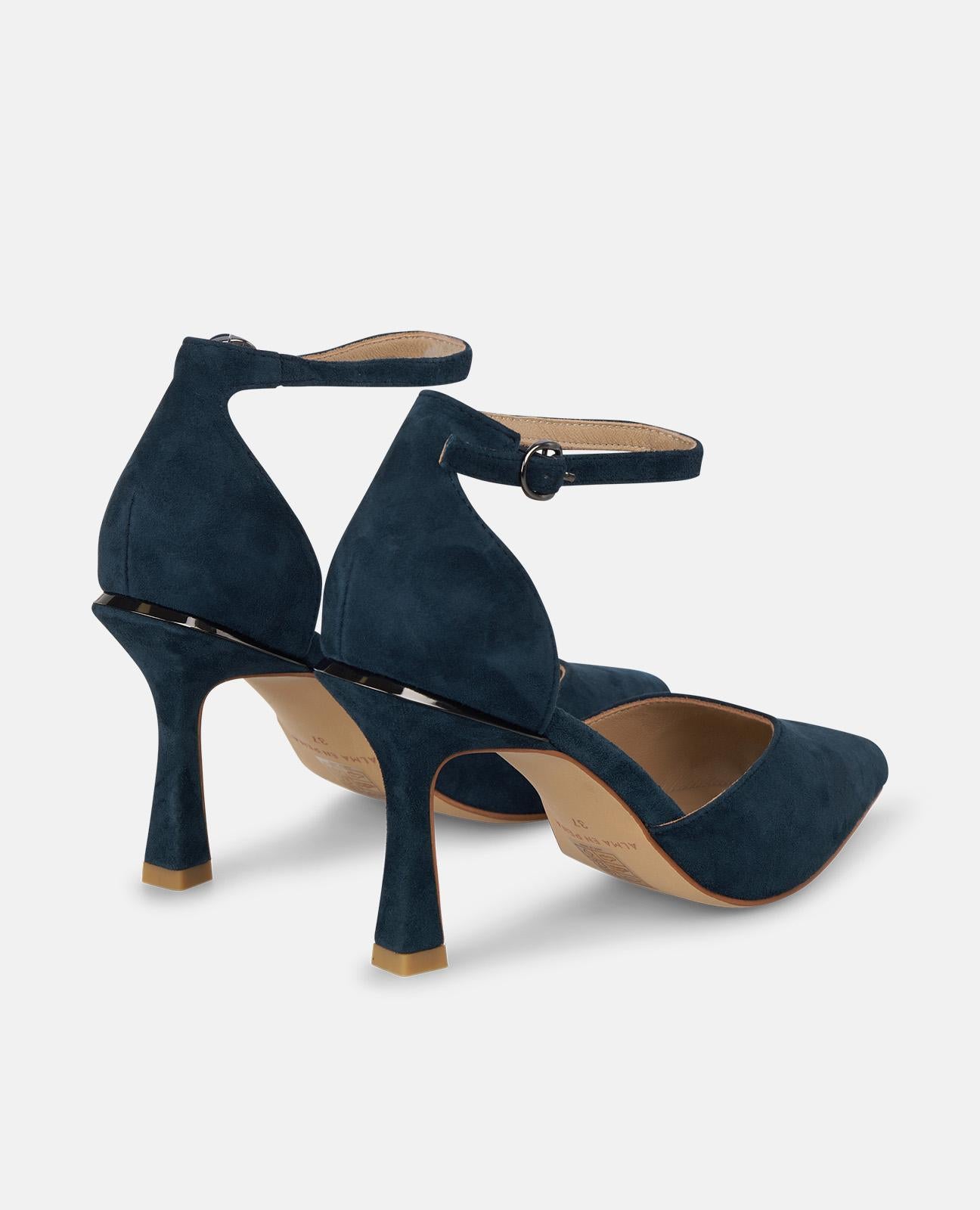 ZAPATO TACÓN CON PULSERA