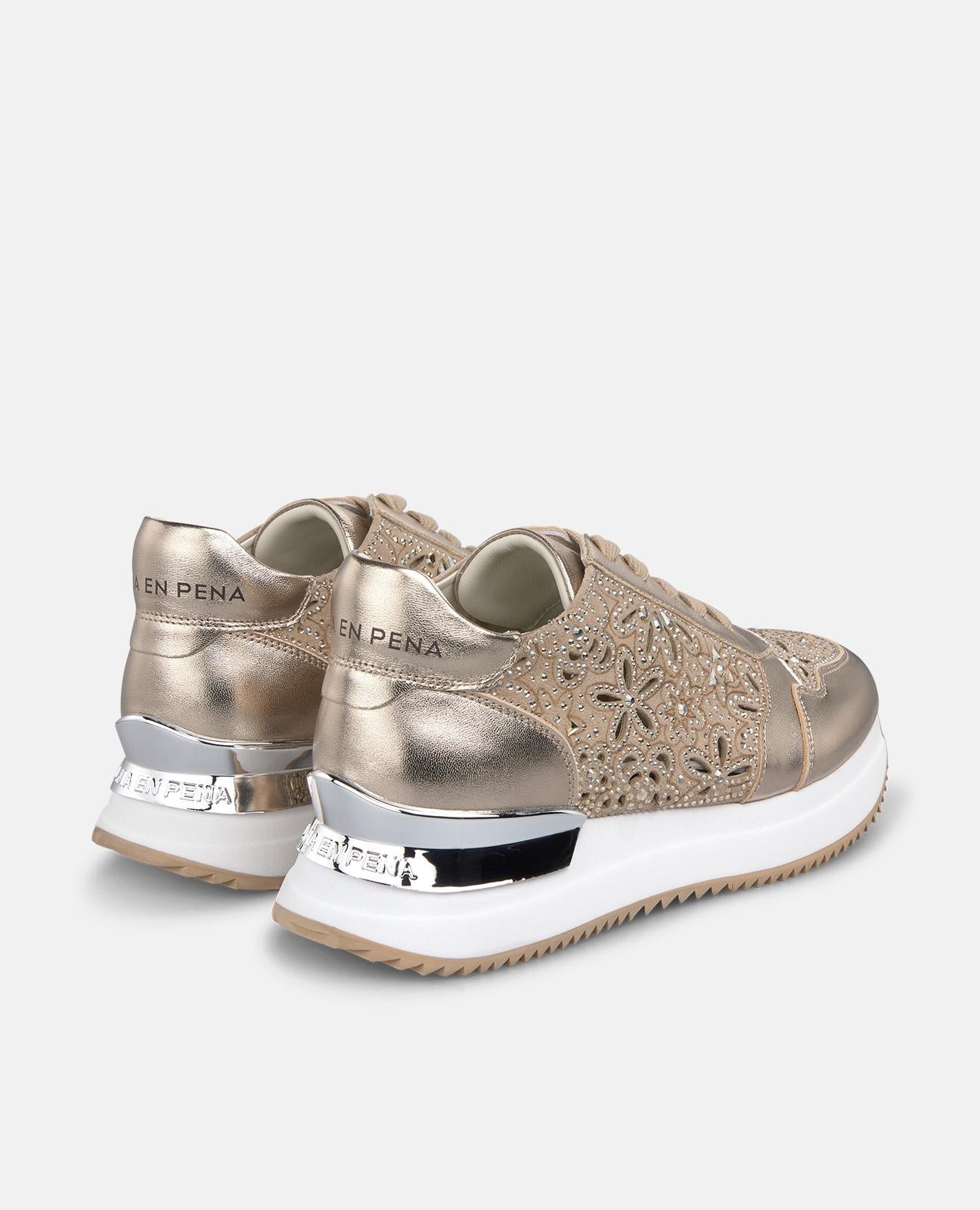 DEPORTIVA CON PLATAFORMA