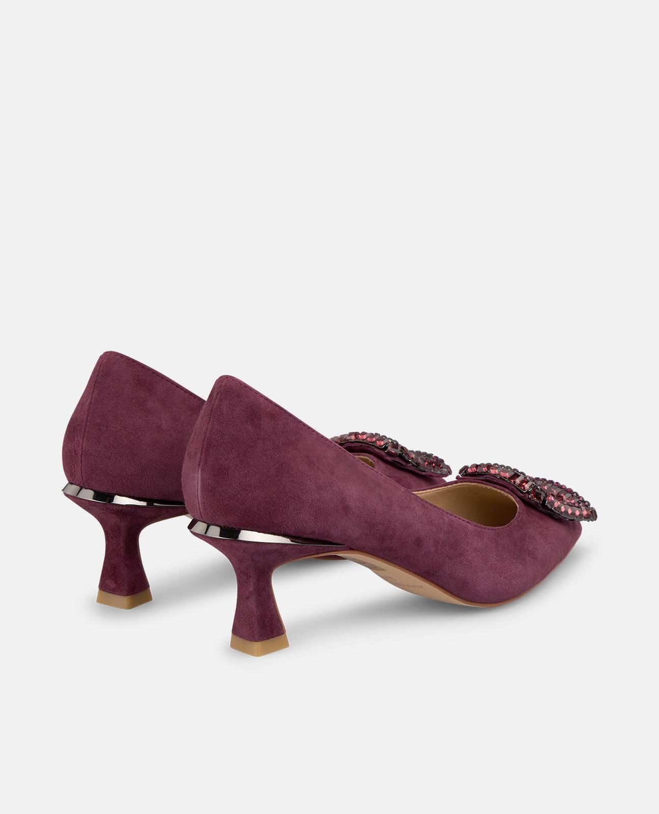 HALBSCHUH MIT VERZIERUNG