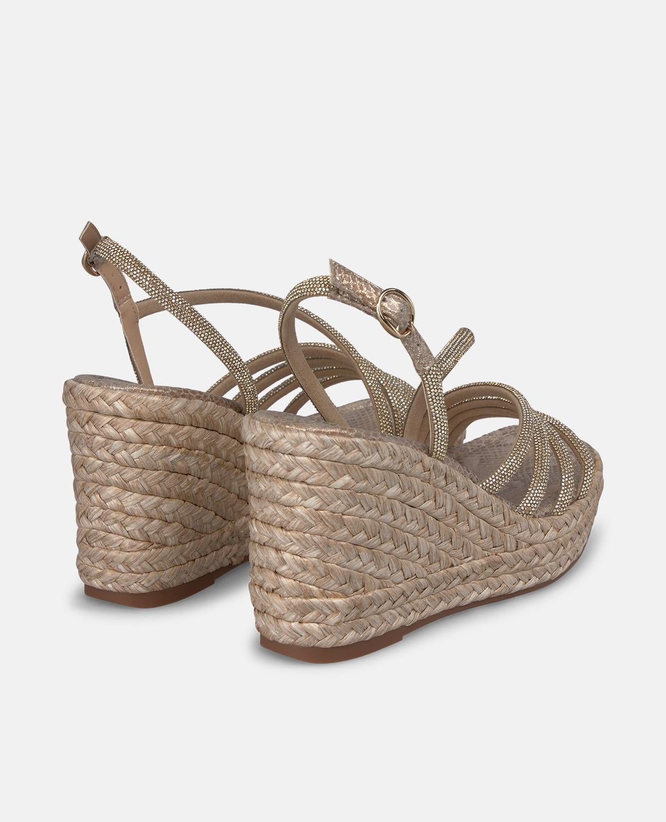 SANDALIA CUÑA ESPARTO CON CUATRO TIRAS TUBULARES