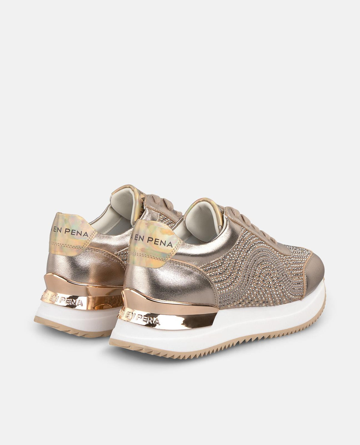 SNEAKER ESTAMPADA PEDRERÍA