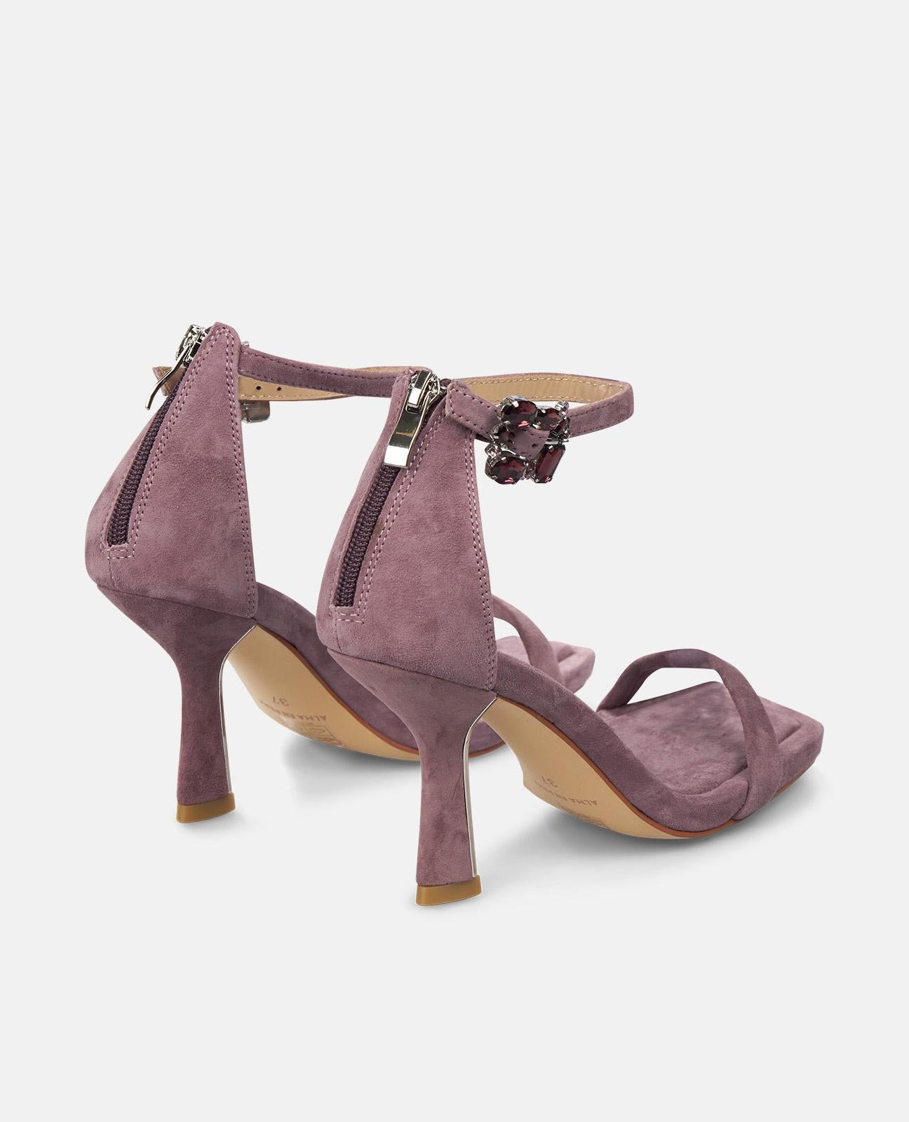 SANDALIA TACÓN HEBILLA