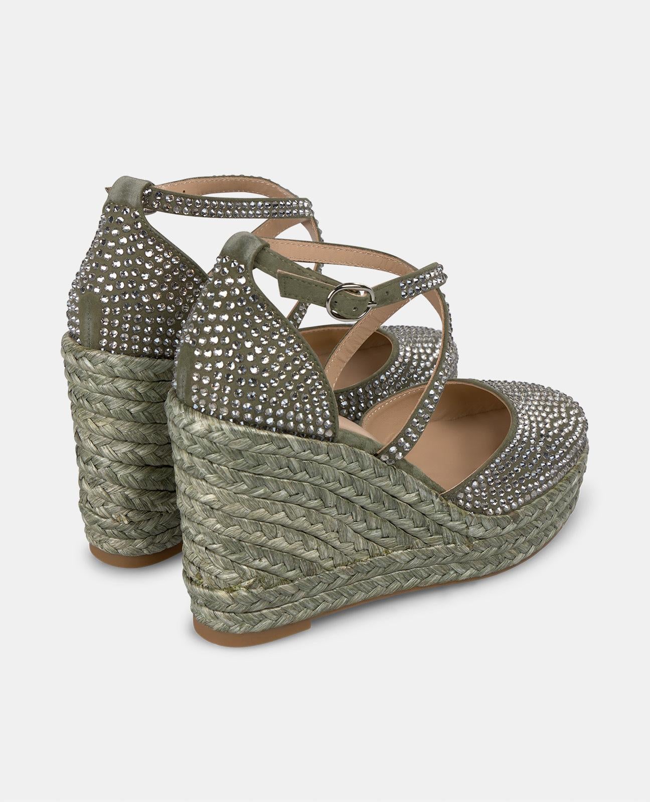 CUÑA PUNTERA CON PEDRERÍA