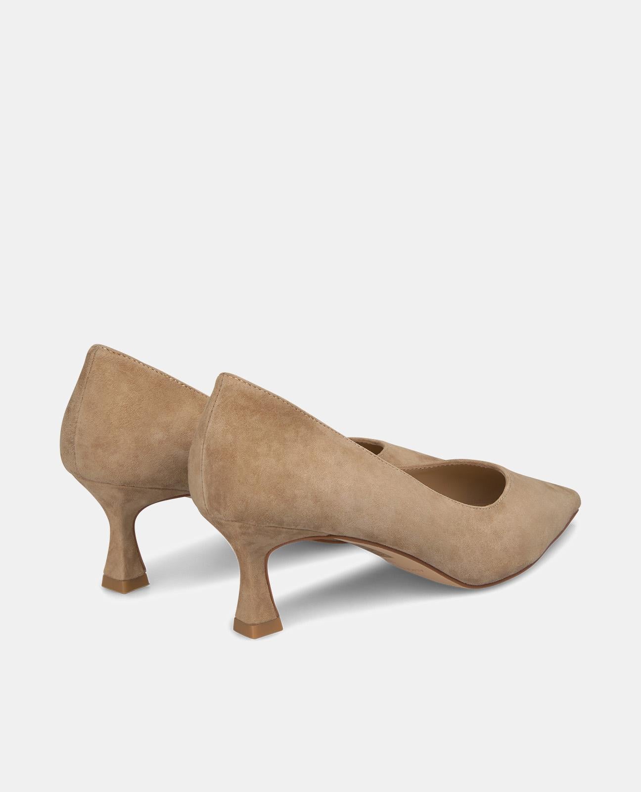 CHAUSSURE À TALON MOYEN AVEC BOUT POINTU