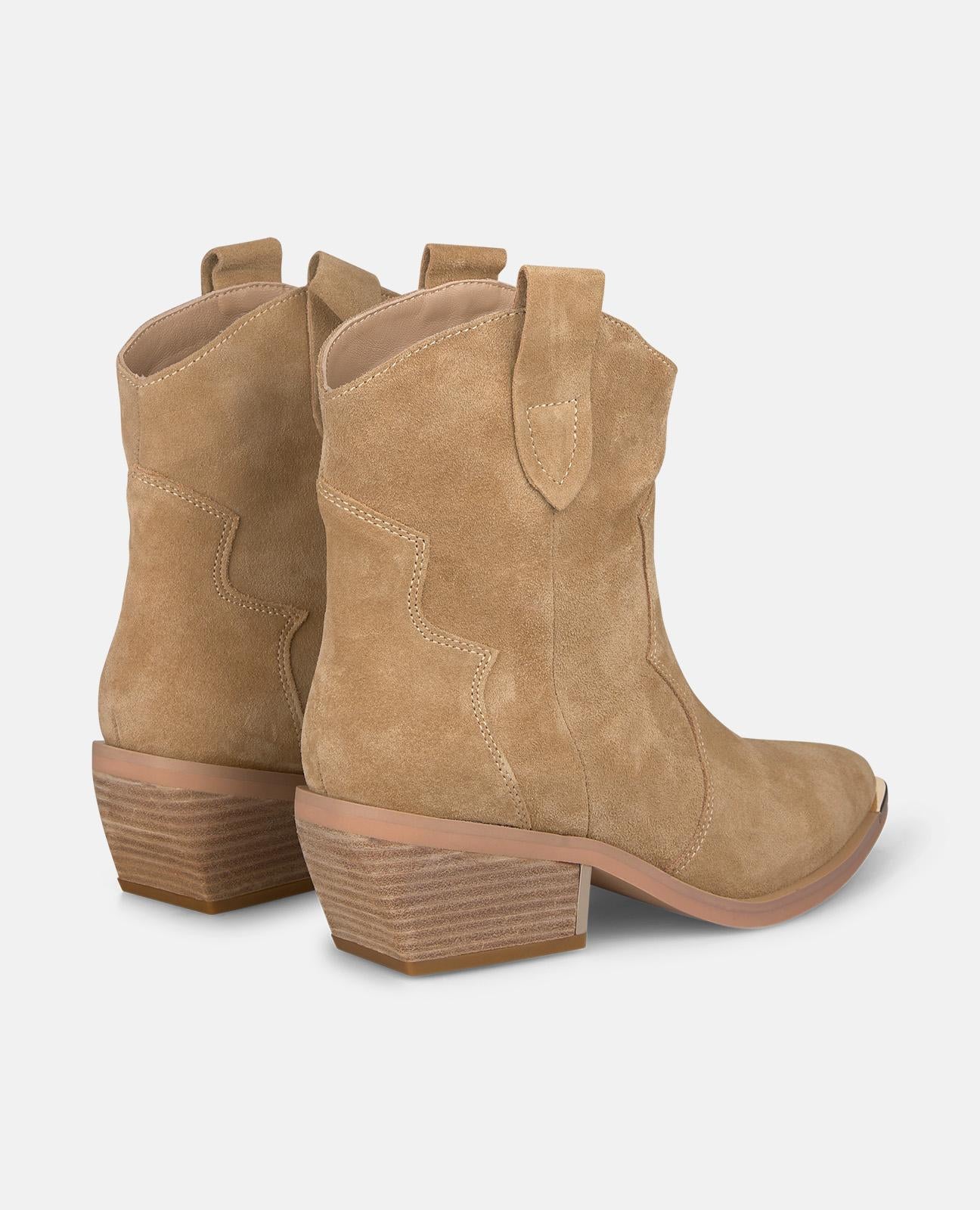 BOTÍN ESTILO COWBOY