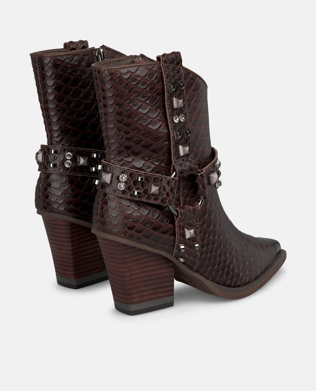 BOTÍN TACHAS DETALLE METALIZADO