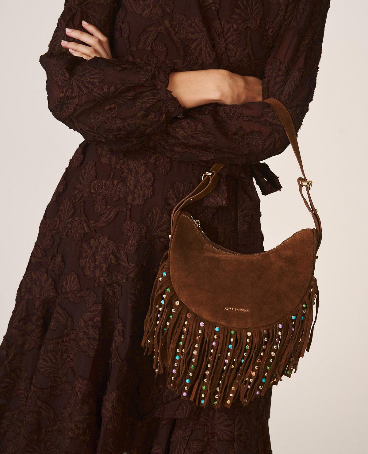 BORSA A MEZZA LUNA IN PELLE CON FRANGE