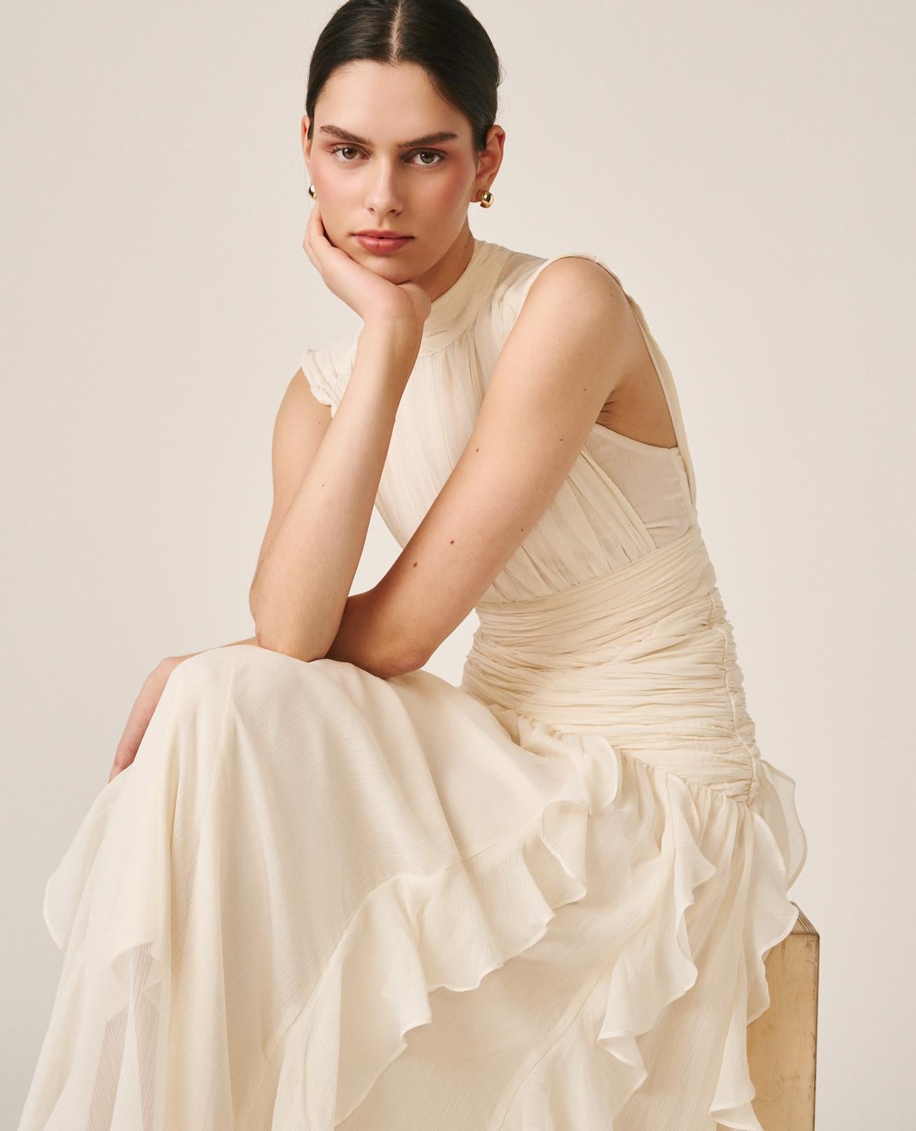 VESTIDO LONGO COM VOLANTES