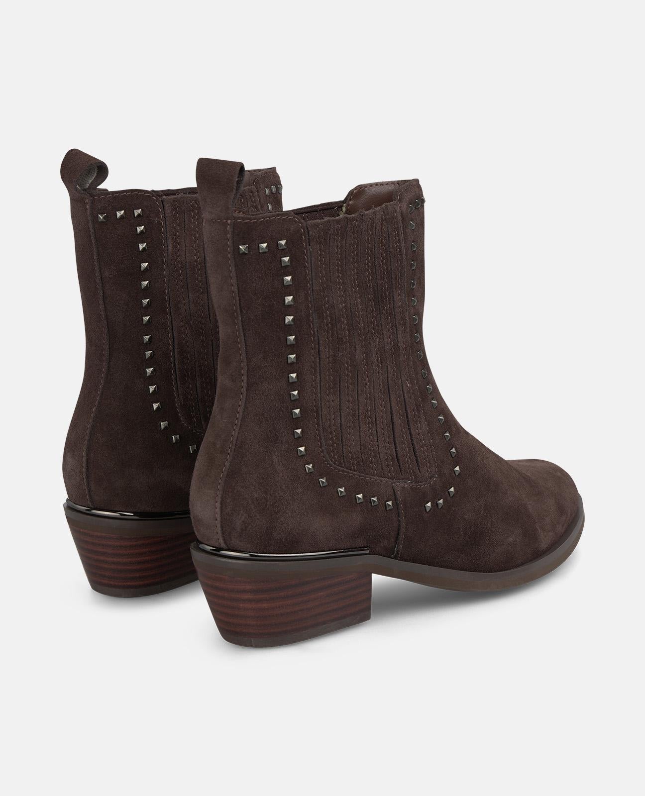 BOTTE DE CHEVILLE PLATE AVEC DÉTAILS