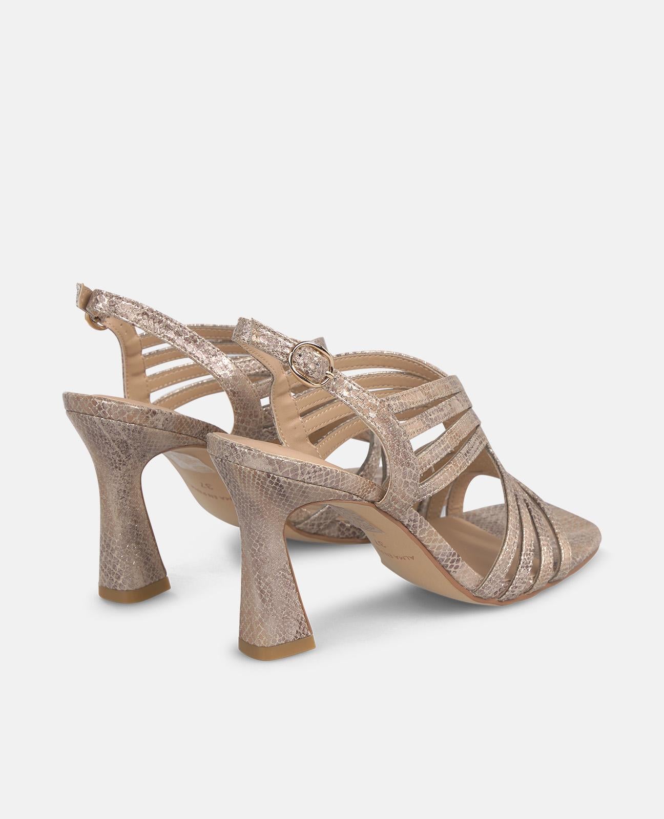 SANDALIA MEDIA MULTIPLES TIRAS