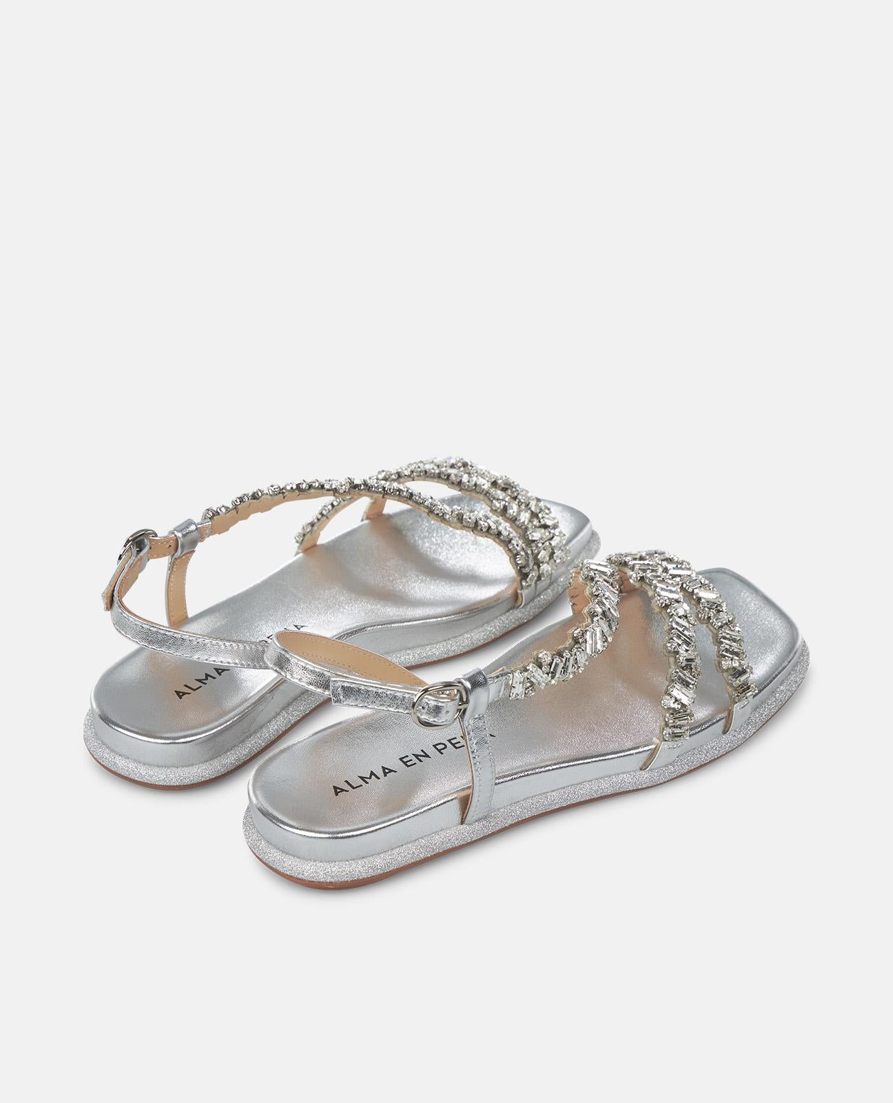 FLAT SANDAL WITH JEWEL STRAPS