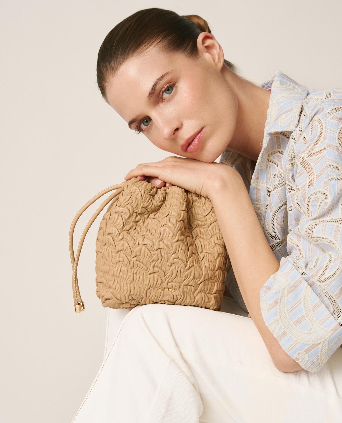 BOLSO ESTILO SACO