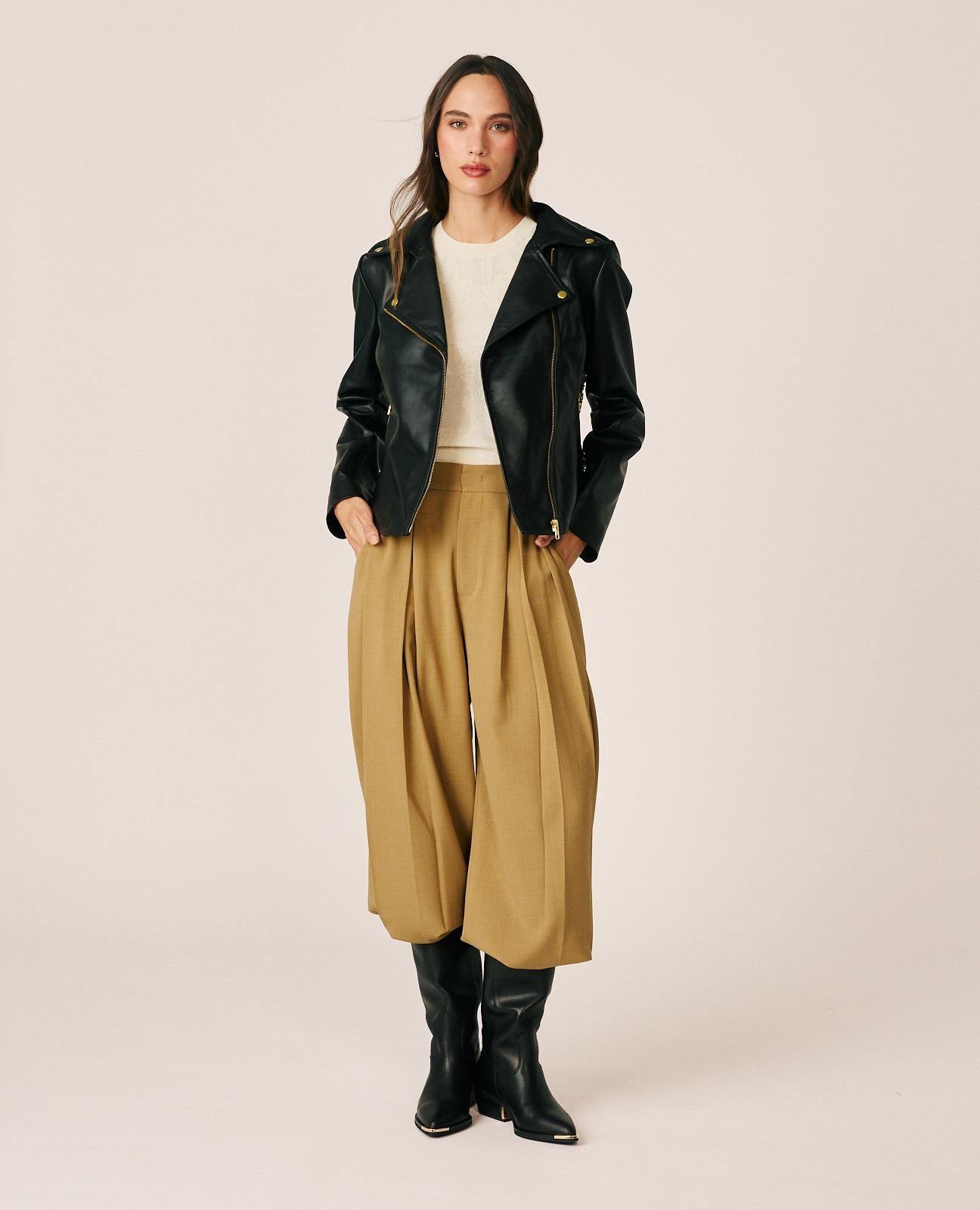 CHAQUETA NAPA CON TACHAS