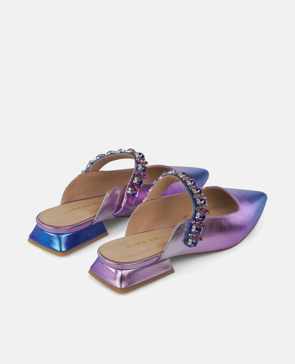 ZAPATO DESTALONADO TIRA PEDRERÍA