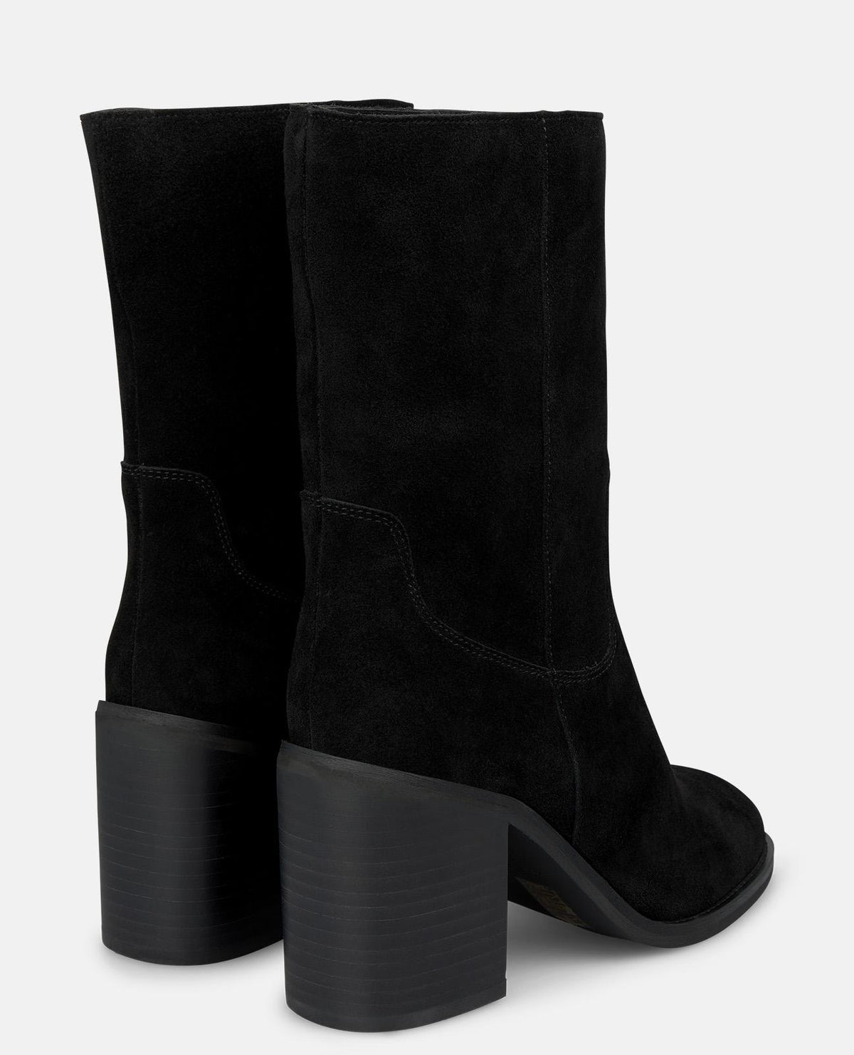BOTA DE PIEL CON PUNTERA REDONDA