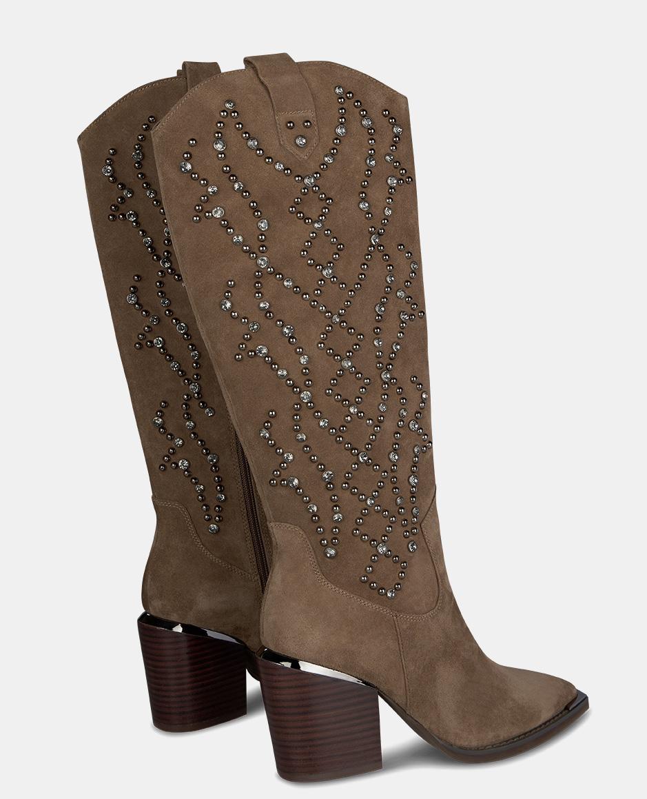 BOTTE À TALON AVEC CLOUS