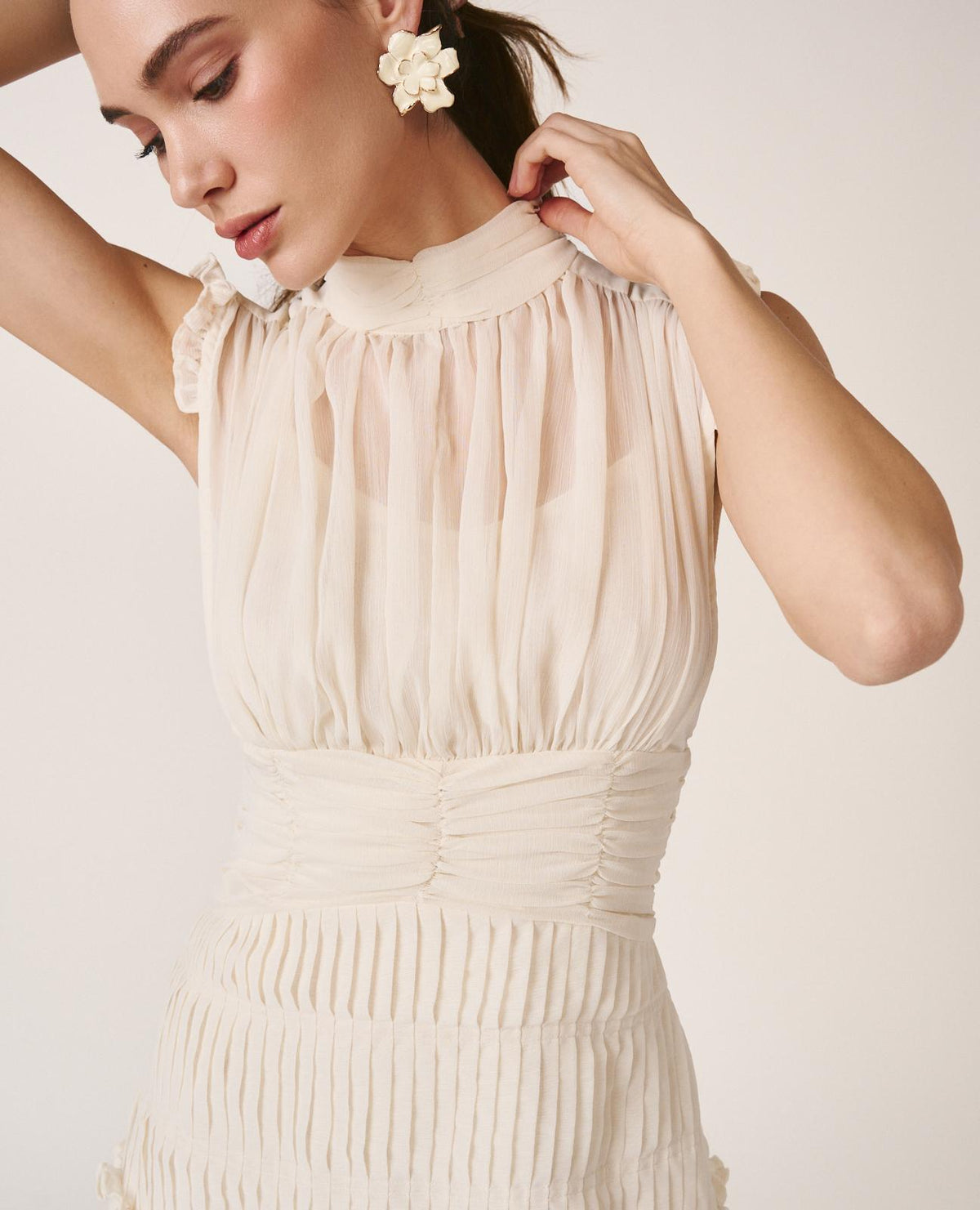 VESTIDO CUELLO ALTO