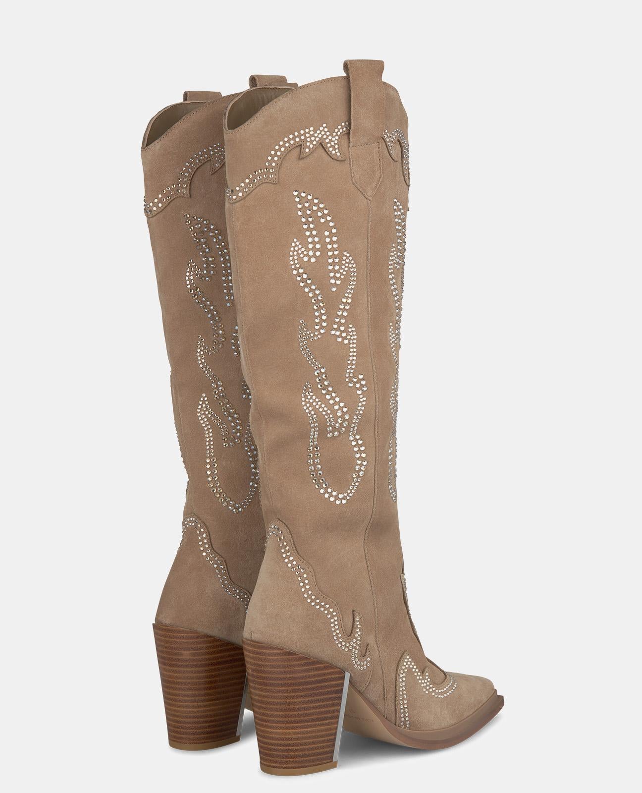 STIEFELETTE MIT SPITZER ZEHE UND GLITZERABSATZ