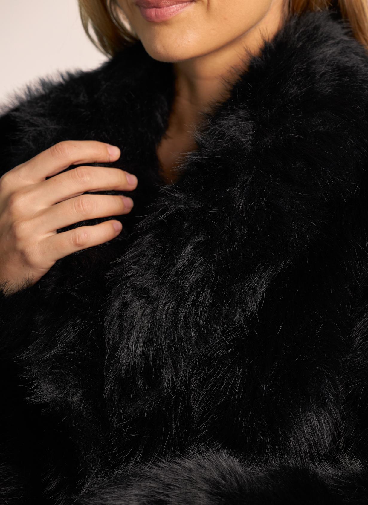 LONG FUR EFFECT COAT