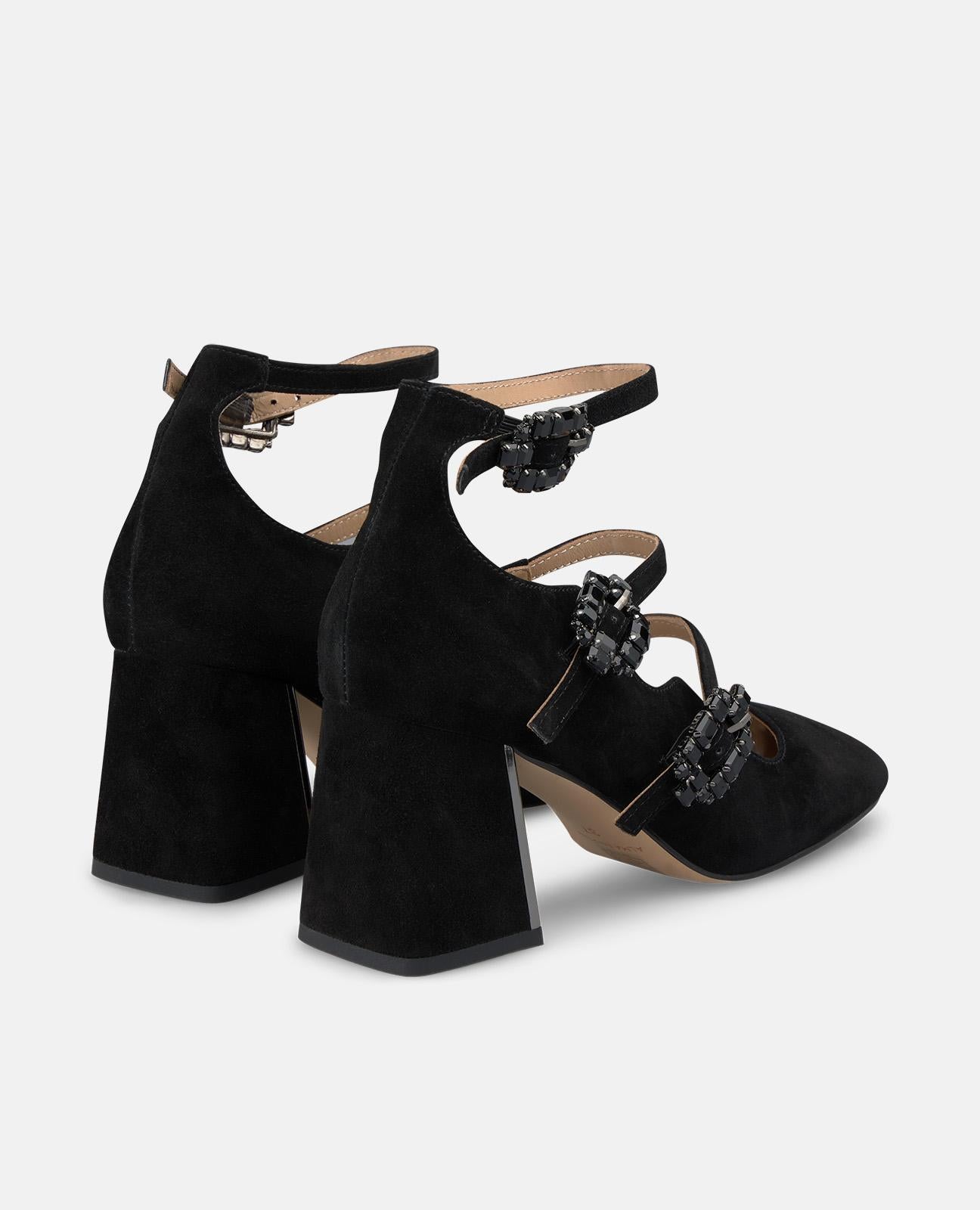 SCARPE CON TACCO CON FIBBIA