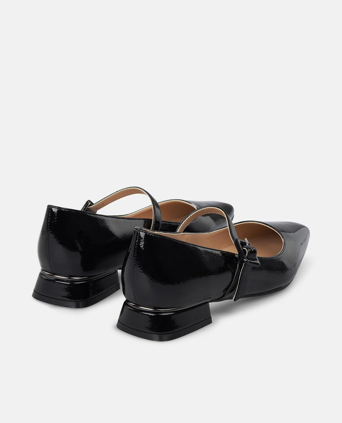 ZAPATO PLANO PUNTA AFILADA