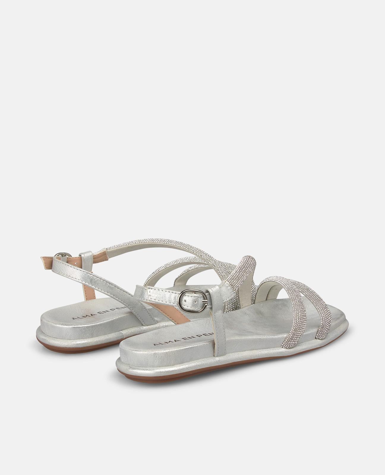 SANDALIA PLANA TIRA MULTIPLE