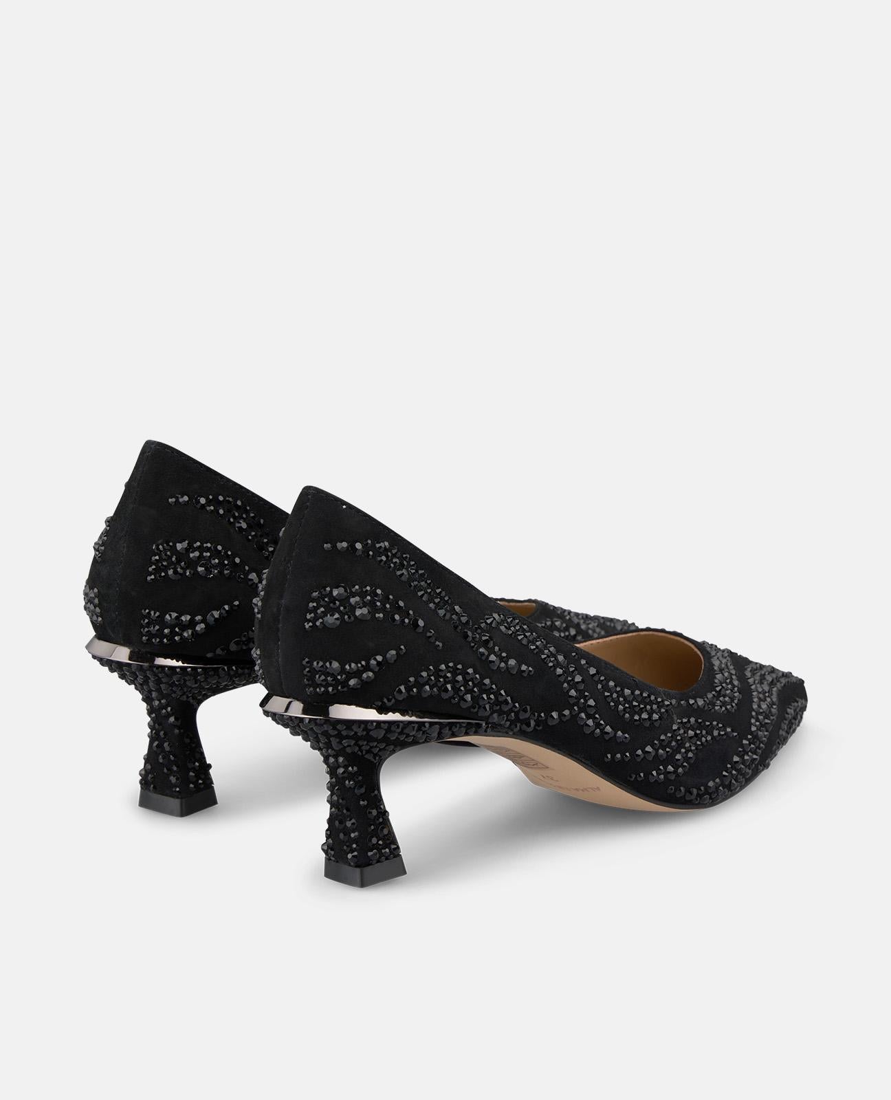 SCARPA BASSA CON DETTAGLI