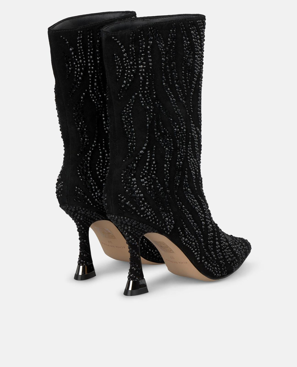 BOTA COM DETALHES EM CRISTAL