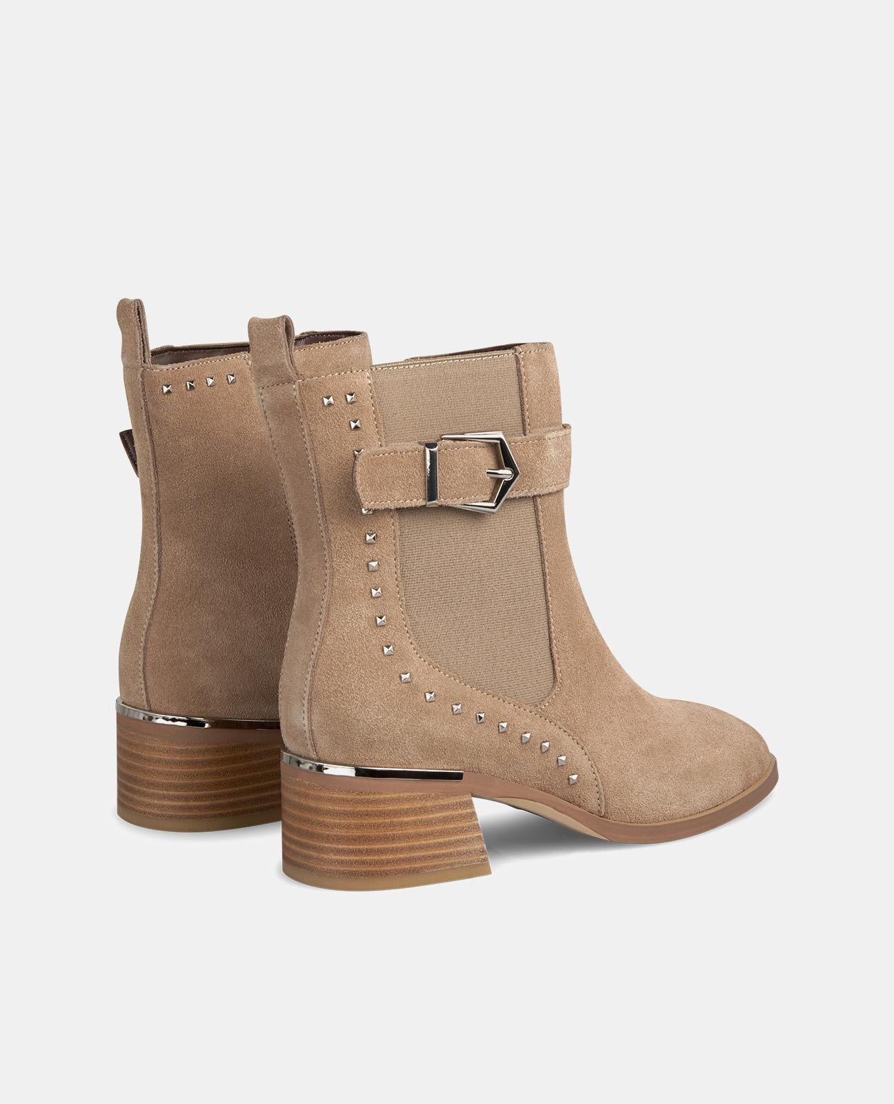 FLAT ANKLE BOOT WITH STUDS DETAIL