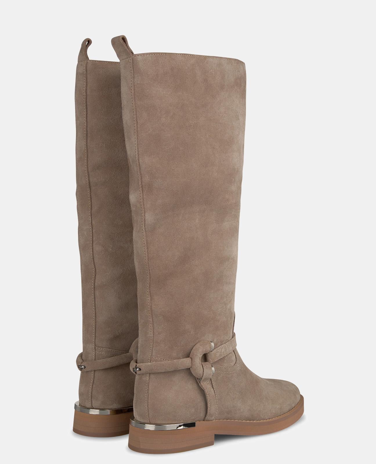 BOTTE PLATE AVEC ÉTRIER