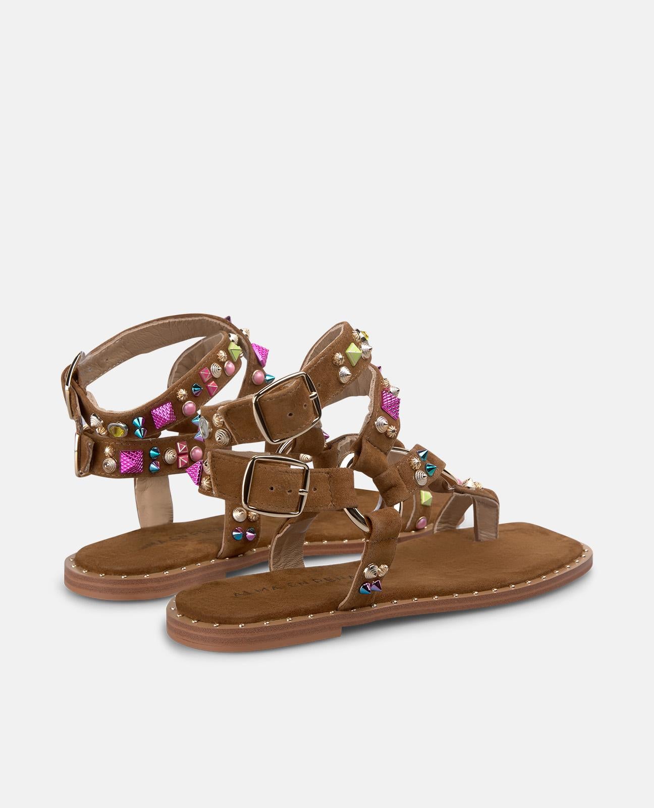 SANDALIA PLANA CON HEBILLA CIRUCLAR