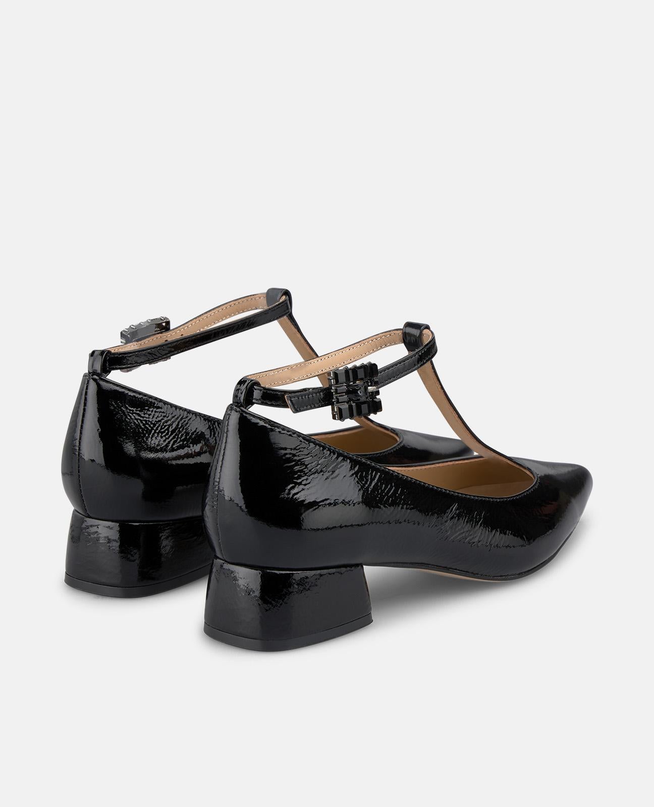 CHAUSSURE À BOUCLE BIJOU