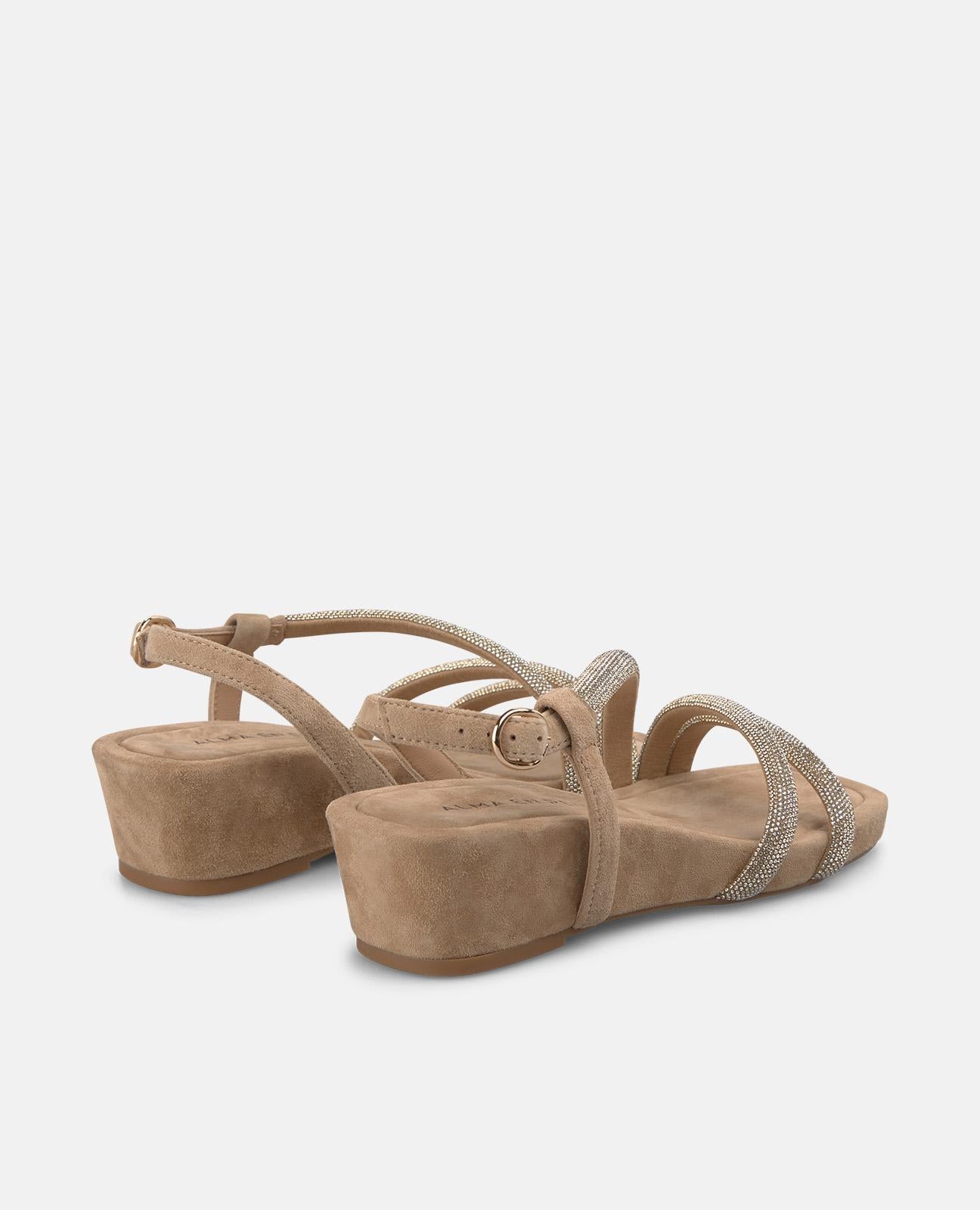 SANDALIA PLATAFORMA TIRA TUBULAR